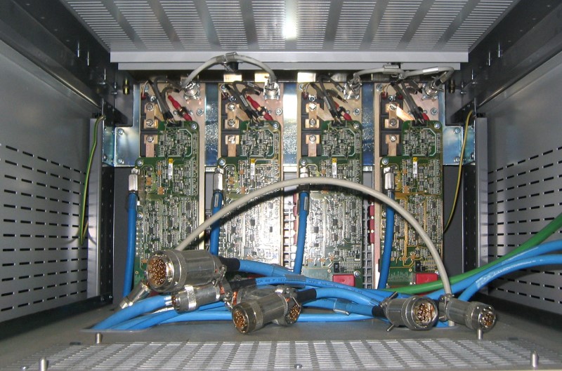 LHC120A-10V_Rack-4x-Crowbars